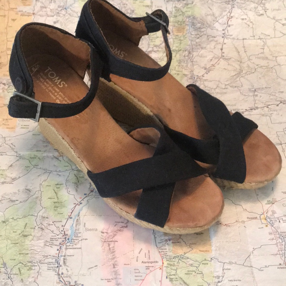 Toms espadrilles